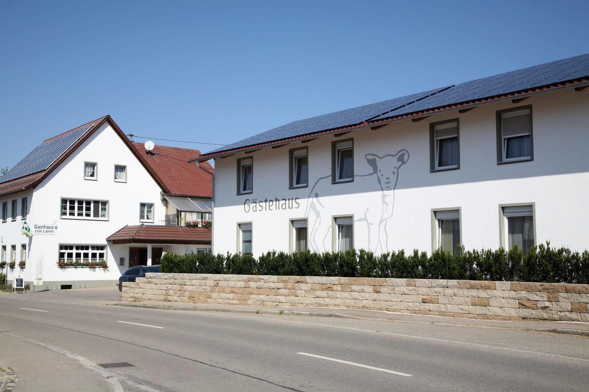 Hotel Gaestehaus Und Fewo Lamm Garni Blaubeuren Exterior foto